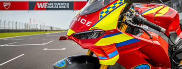 Saluda a la moto policial más rápida del mundo. Es una Ducati Panigale V4 S de 216 CV con alerones para "salvar vidas" 