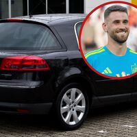 Unai Simón, el mejor portero del Mundial, tiene un Renault de segunda mano desde hace ocho años: "Y si sigo con él ocho más, mejor"
