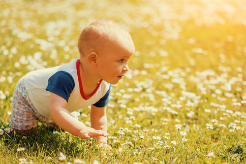 Aunque no estéis en la playa, aunque no sea verano: protege a tus hijos del sol