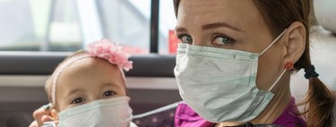 Los bebés y los niños pequeños no deben usar mascarilla: podrían asfixiarse 