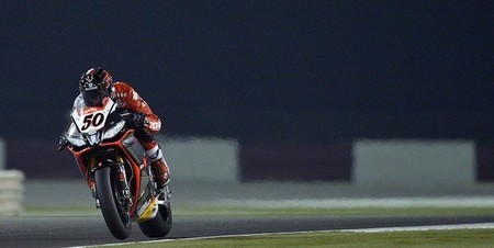 Superbikes Catar 2014: Sylvain Guintoli vence de nuevo y se despide como campeón