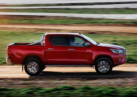 Toyota Hilux Diesel 4