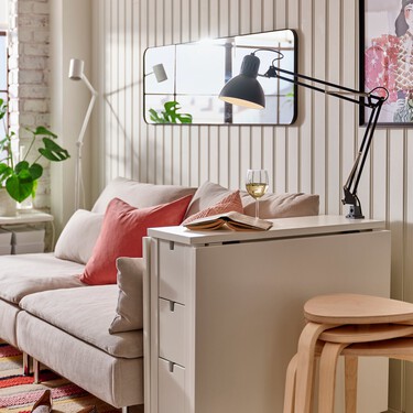 Ikea lanza por tiempo limitado una cesta rústica ideal para guardar cojines o las mantitas del sofá