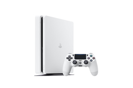 La nueva PS4 blanca llegará a finales de este mismo mes