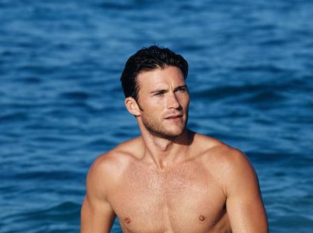 Scott Eastwood, el surfista reconvertido en actor, será el nuevo rostro de la fragancia Cool Water de Davidoff