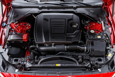 Xe P300 Caldera Red Motor