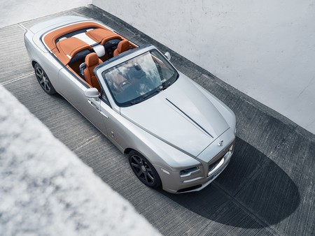 Rolls-Royce Dawn Silver Bullet, solo 50 unidades de este exclusivo biplaza cargado de titanio