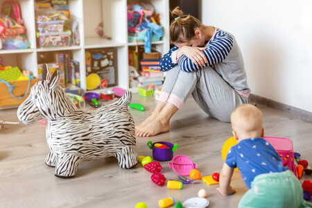Las madres trabajadoras en ERTE pierden las deducciones por maternidad y la ayuda por guardería