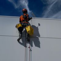 Esta pintura "suda" y refleja el calor para refrigerar sin usar el aire acondicionado. Quiere que ahorremos hasta un 40% de energía