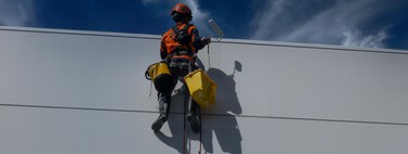 Esta pintura "suda" y refleja el calor para refrigerar sin usar el aire acondicionado. Quiere que ahorremos hasta un 40% de energía