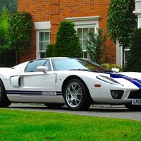 Si tienes 350.000 euros, tienes el Ford GT de 558 CV de Jenson Button