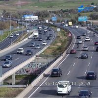 Radares, drones, furgonetas camufladas... la DGT ya vigila las carreteras para el puente de diciembre 