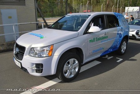 Chevrolet Equinox / GM HydroGen4