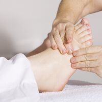 Retención de líquidos en el embarazo: por qué se produce y cómo aliviarla 