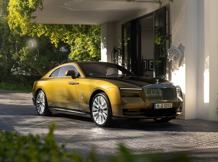 Rolls Royce Spectre 2024 1280 Fdad7caae46eba4d4d3b797681daf5cd12