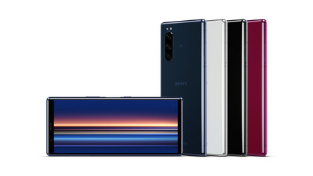 Xperia 5 Family 3