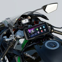 Las pantallas multimedia se animan para las motos. Como en los coches, ahora hasta las más viejas podrán llevar una