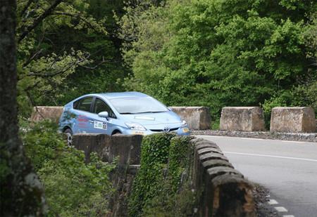 El Toyota Prius vuelve a brillar en el Eco Rally Vasco Navarro