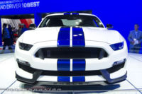 Ford Mustang Shelby GT350: lo verás pero no lo catarás (y sus 526 caballos americanos, tampoco)