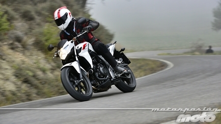 Honda CB500F, prueba (conducción en autopista y pasajero)