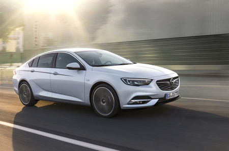 Opel Insignia Grand Sport 2017 3
