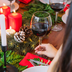 En busca del vino perfecto para Navidad: tres propuestas de calidad, pero asequibles que no defraudarán