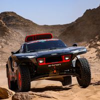 Carlos Sainz logra su segunda victoria de etapa en el Dakar 2022 y Nasser Al-Attiyah sentencia el póker