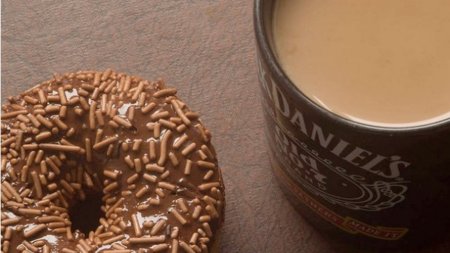 Café y un bollo, un desayuno insuficiente y poco saludable