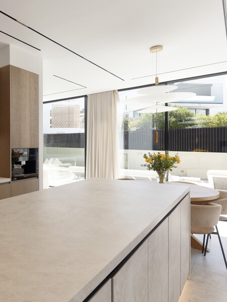 Xtone Surface 1764671186364