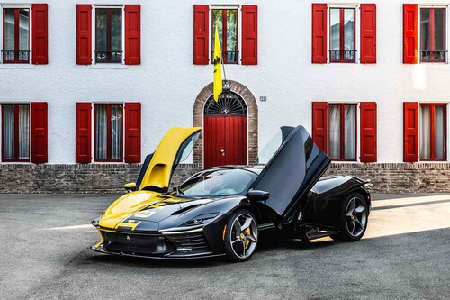 Ferrari Sp3 Daytona Nuevo Mas Caro Subasta 01