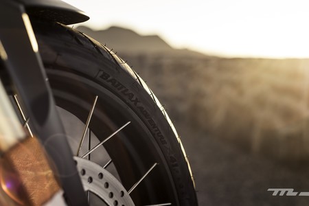 Bridgestone Battlax Adventure A41 2018 021
