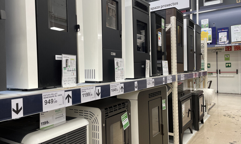El Black Friday de Leroy Merlin es una oportunidad perfecta para decir adiós al frío en casa con esta estufa de pellets rebajada 