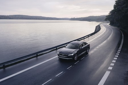 Volvo S90 V90 2020 004