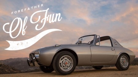 Contempla el primer deportivo de la historia de Toyota en acción, 50 años después