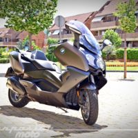 Nos ponemos en la piel de un ejecutivo, viajando en el gran BMW C 650 GT