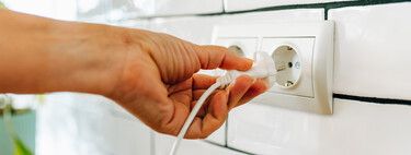 Se sua conta de luz está vindo muito alta, confira esses 5 aparelhos que não devem ser deixados na tomada — o 3º vai te surpreender 