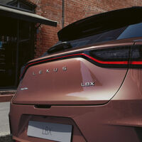 Este SUV híbrido es el Lexus más barato que puedes comprar en España. Llega con etiqueta ECO y 10 años de garantía