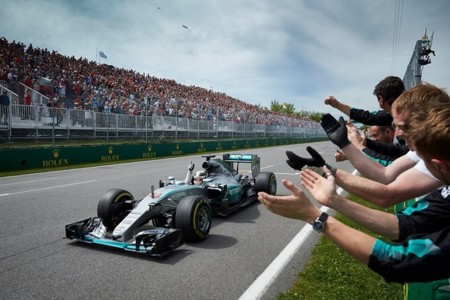 Hamilton gana el Gran Premio de Canadá de punta a punta