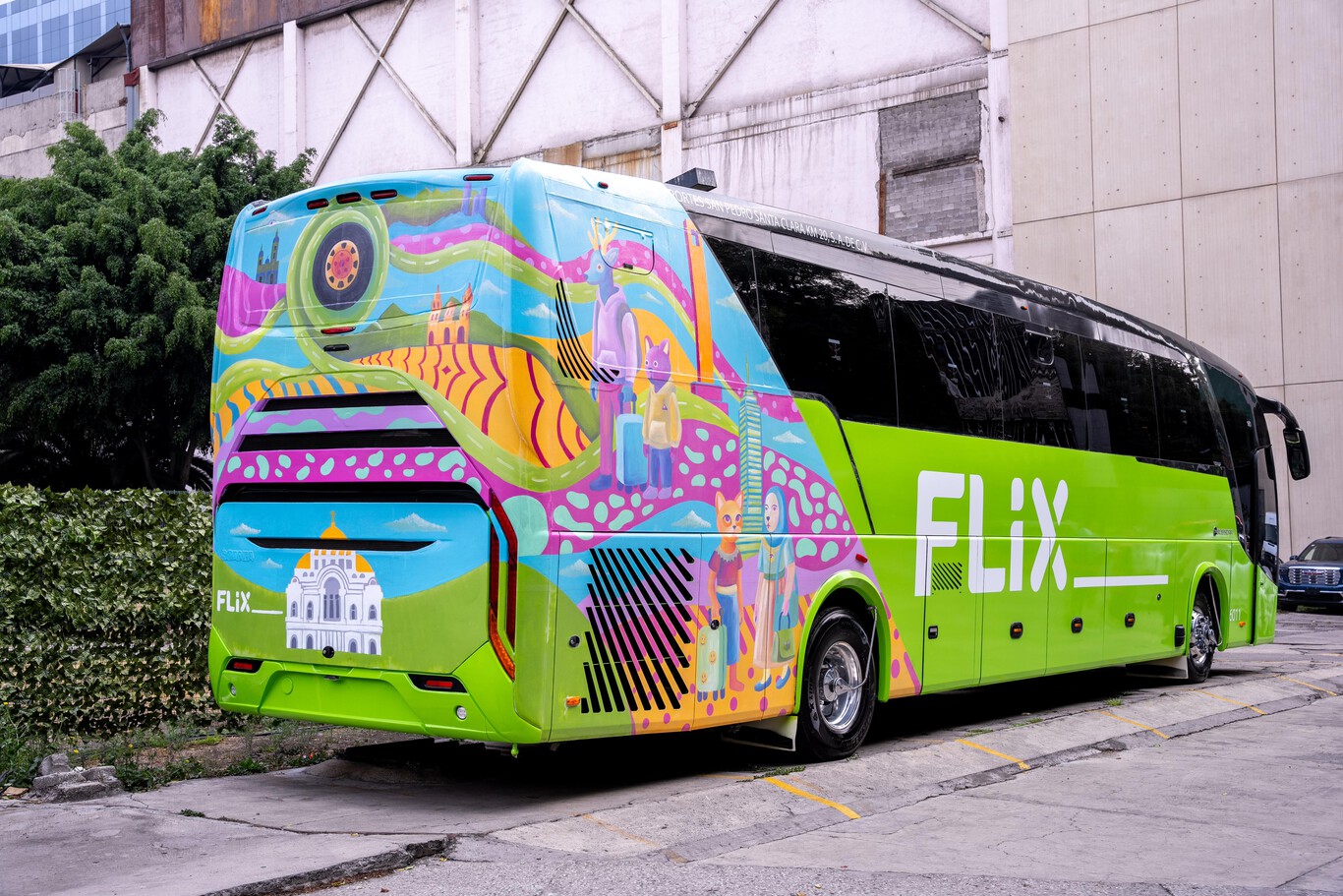 Llega a México el servicio para viajar en autobús desde 30 pesos y todo lo  controlas desde su app: FLiX