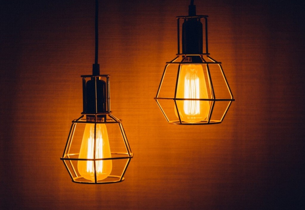 El precio de la luz por horas hoy 2 de diciembre de 2023: estas son las más baratas para encender tus electrodomésticos  