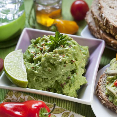 El guacamole de siempre se convierte en un manjar aún más rico con esta ancestral técnica de cocina mexicana  