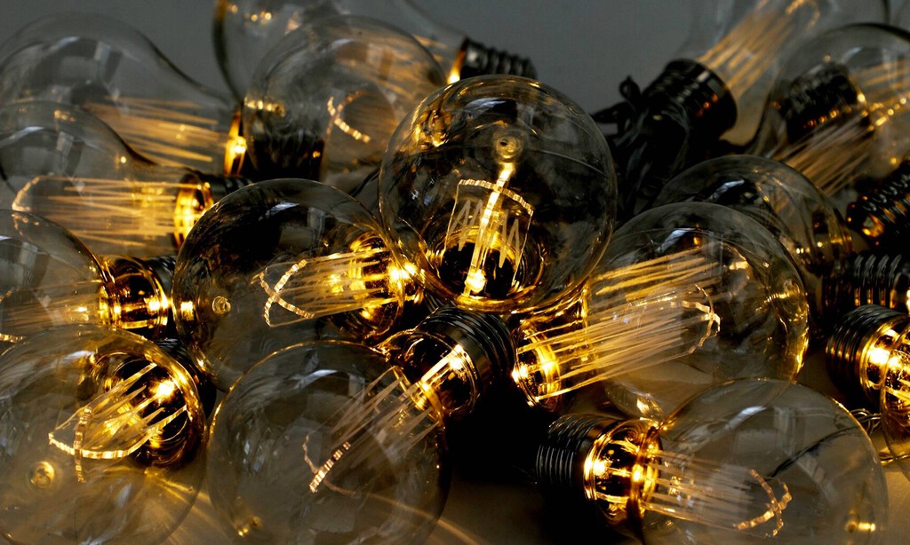 No me lo podía creer: Lefties tiene la guirnalda LED solar perfecta para la decoración navideña del hogar y es un chollo 