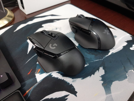 Logitech G502 X Lightspeed vs Razer Basilisk V3 Pro