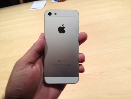 Apple venderá diferentes modelos del iPhone 5 en función del operador