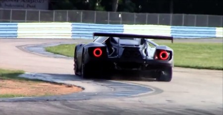 El Ford GT de carreras suena como una mala digestión