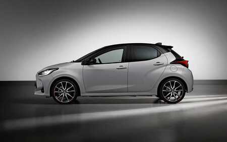 Toyota Yaris GR SPORT 2022