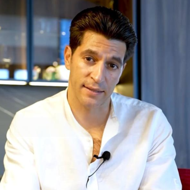 Marc Escrivá, interiorista, desvela las tres tendencias que se van a pasar de moda en 2026: "el beige total es una cosa que llevamos viendo muchos años"