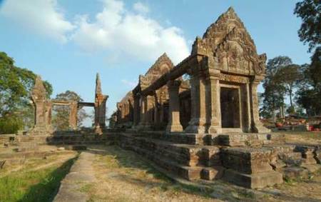 ¿ Por qué pelean Tailandia y Camboya ?
