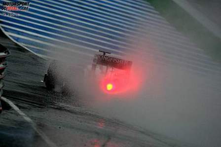 La lluvia no perdonará ni en el retorno de Fernando Alonso