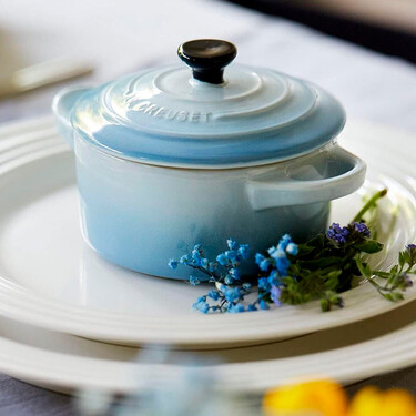Las mini cocottes de Le Creuset tan monas como versátiles ahora también más baratas en las rebajas de El Corte Inglés